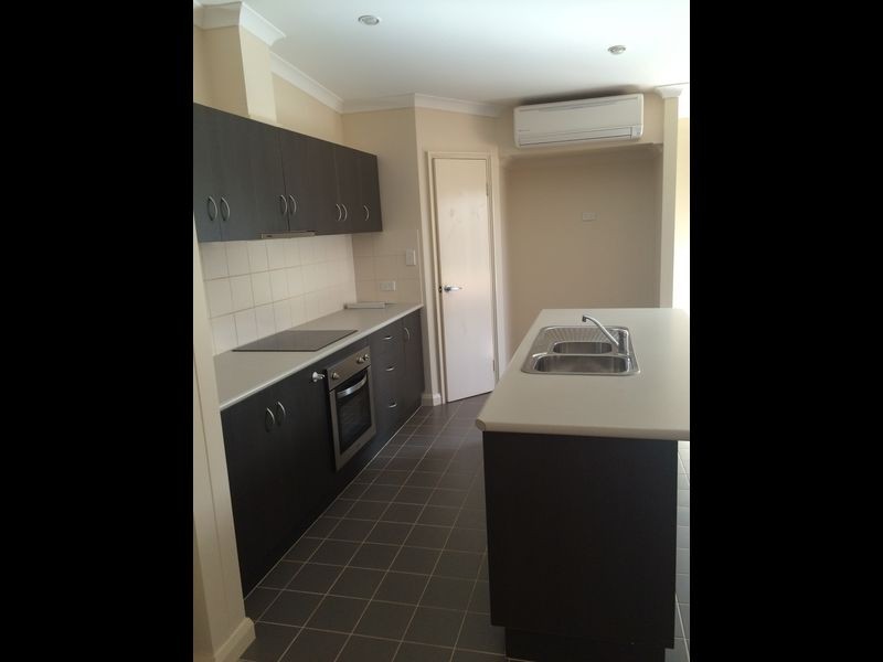 17 Woodswallow Bend, Nickol WA 6714