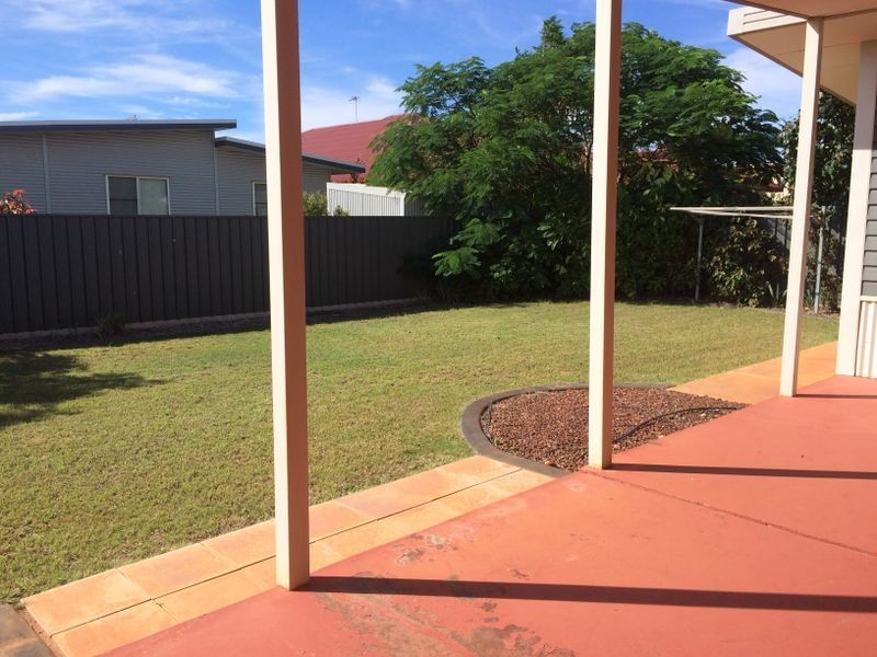 17 Woodswallow Bend, Nickol WA 6714