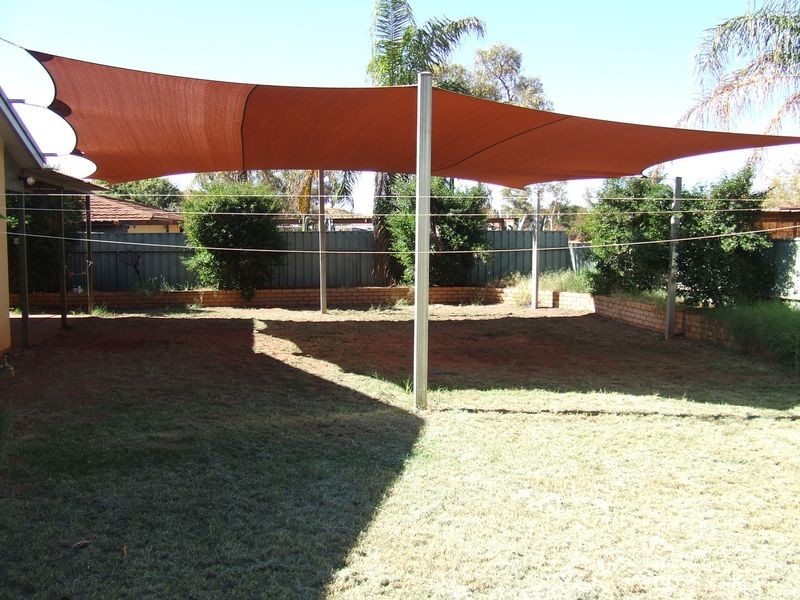 8 Mullgunbah, Newman WA 6753