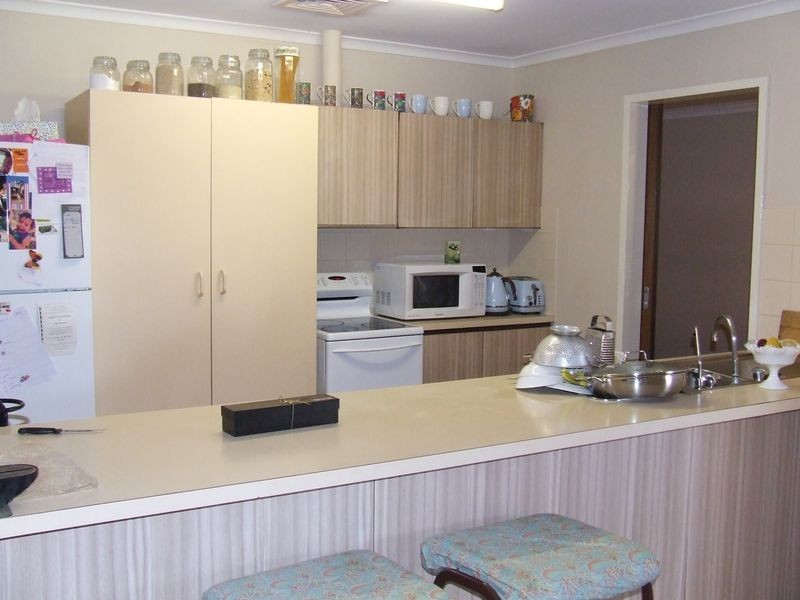 8 Mullgunbah, Newman WA 6753