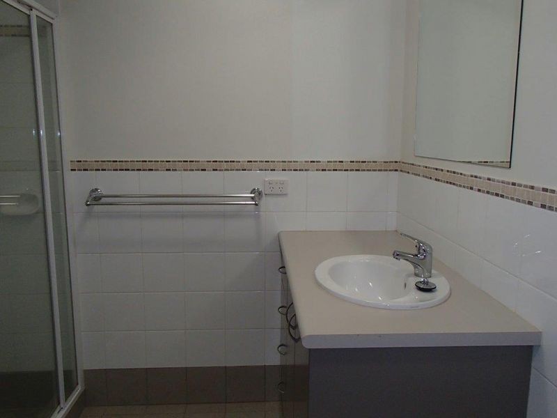 3/6 Kanberra Drive, Tom Price WA 6751