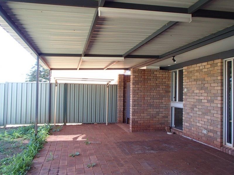 3/6 Kanberra Drive, Tom Price WA 6751