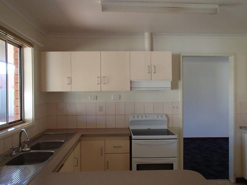 4D Marrinup Way, Tom Price WA 6751