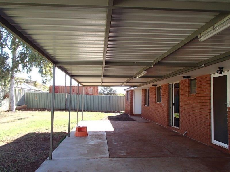 4D Marrinup Way, Tom Price WA 6751