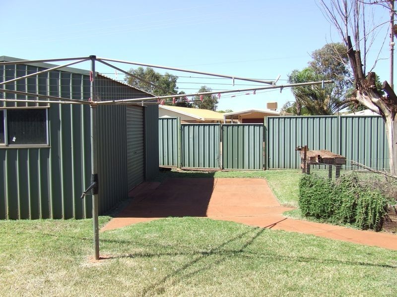 19 Yanboomah Close, Newman WA 6753