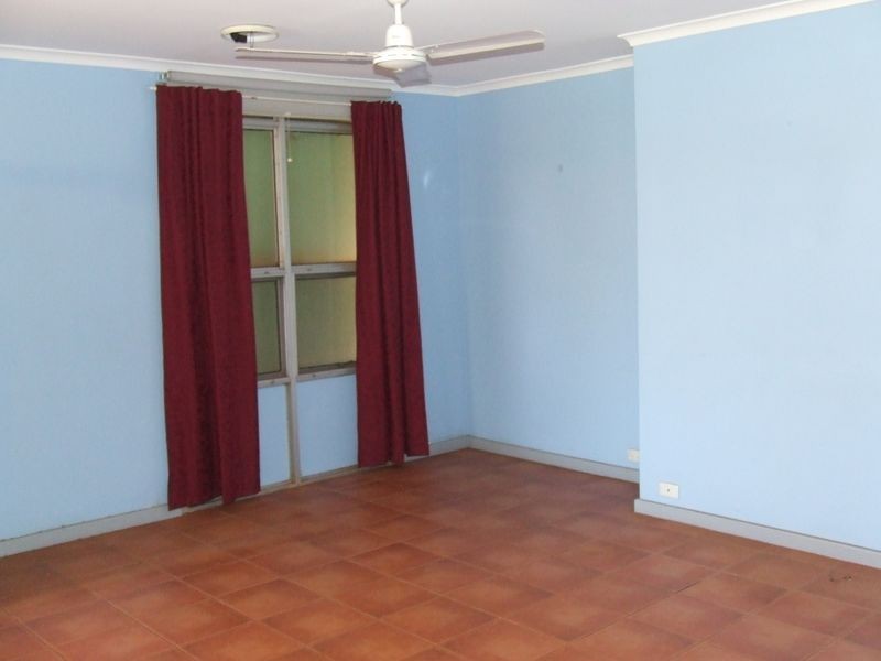 19 Yanboomah Close, Newman WA 6753