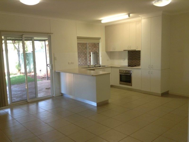 1/6 Kanberra Drive, Tom Price WA 6751