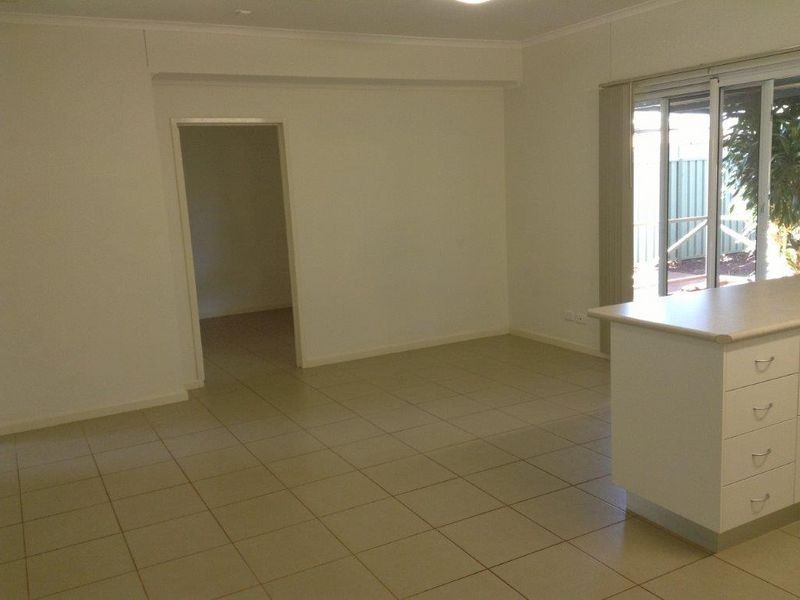 1/6 Kanberra Drive, Tom Price WA 6751