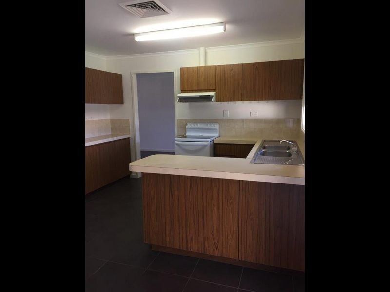 65F Kanberra Drive, Tom Price WA 6751