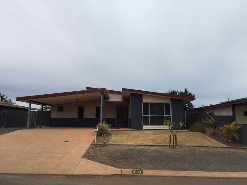 69 Goshawk Circle, Nickol WA 6714