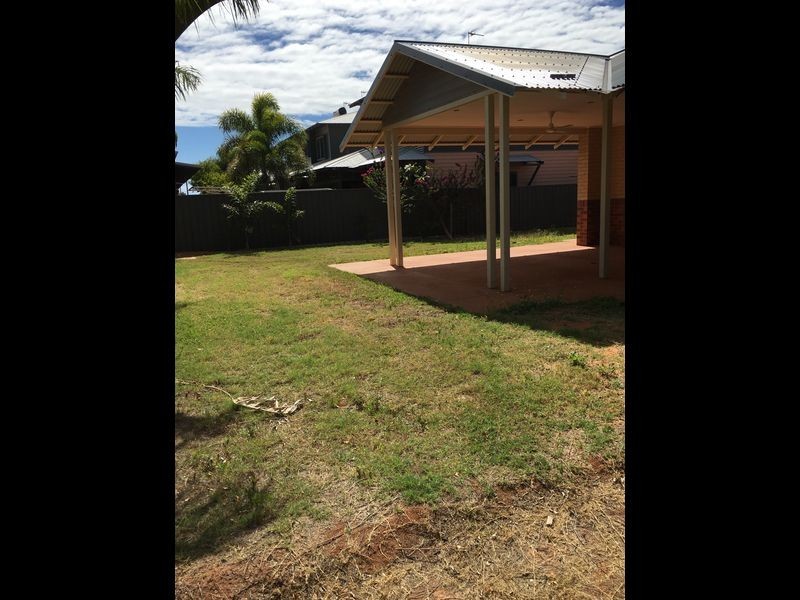 13 Windgrass Way, Nickol WA 6714