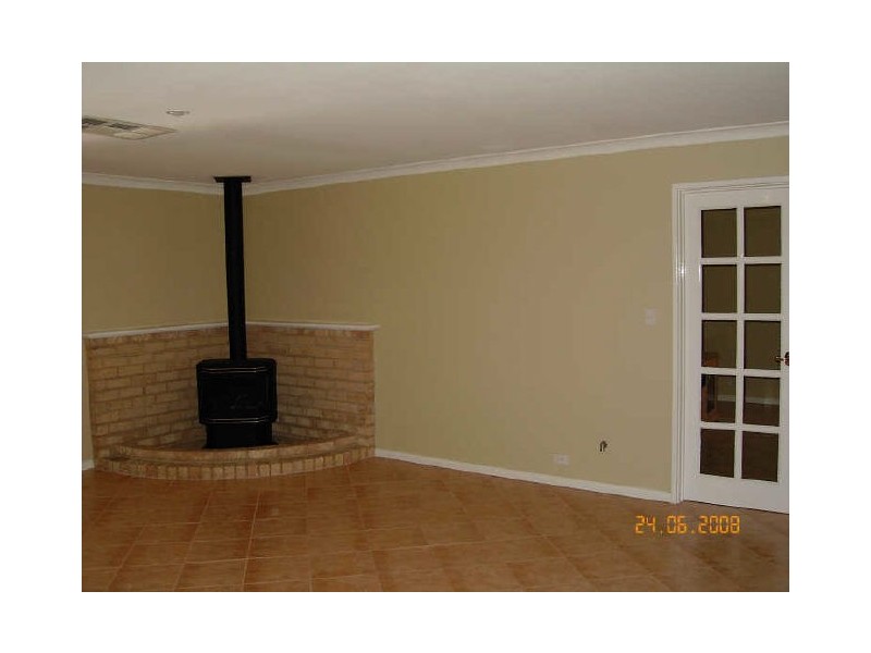 57 Reynolds Ave, Greenfields WA 6210