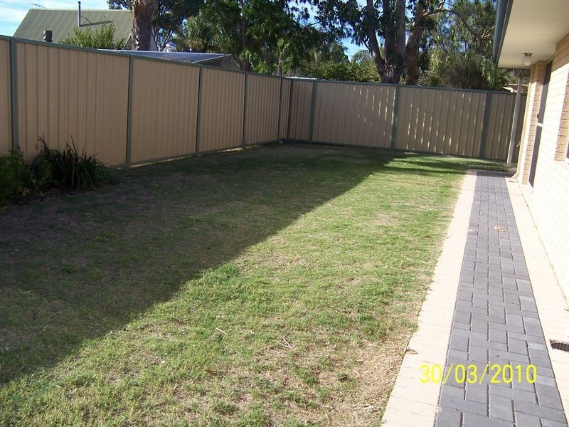2/5 Nesbit Way, Greenfields WA 6210