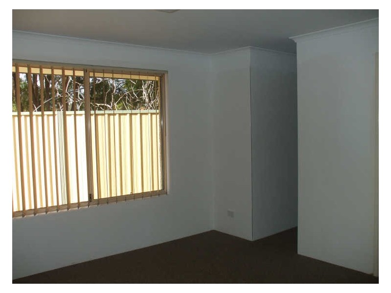2/5 Nesbit Way, Greenfields WA 6210