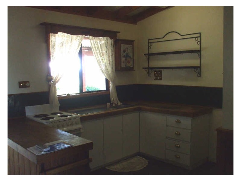 2 Yanagin Road, Greenfields WA 6210