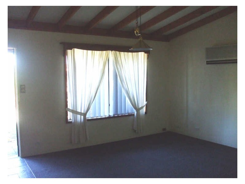 2 Yanagin Road, Greenfields WA 6210
