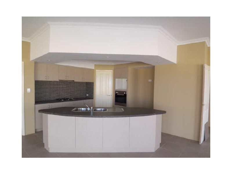 60 Seascapes Boulevard, Halls Head WA 6210