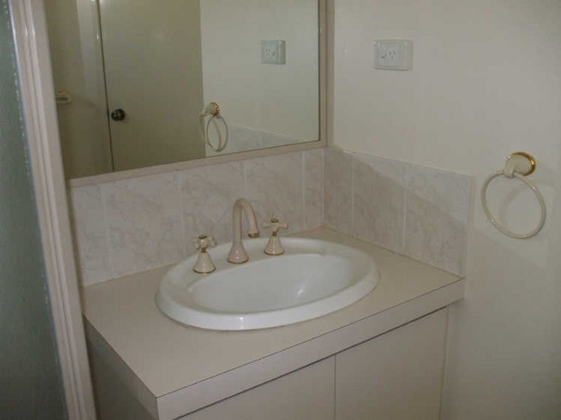 17 Lilac Green, Halls Head WA 6210