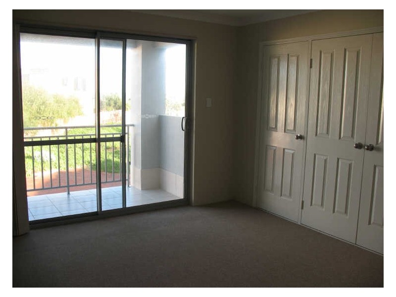 30/68 Hickman Road, Silver Sands WA 6210