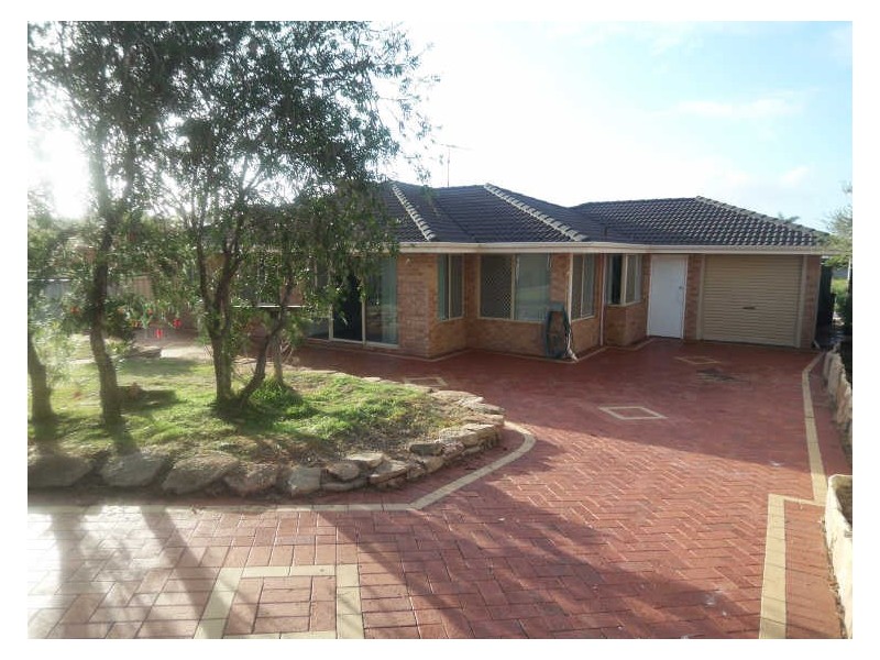 5 Darter Place, Halls Head WA 6210