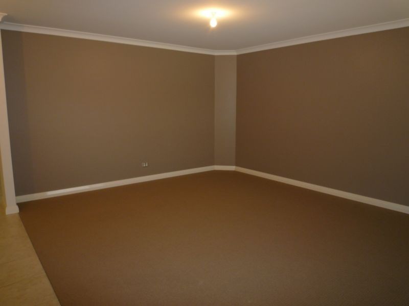 1 Argyle Fairway, Lakelands WA 6180