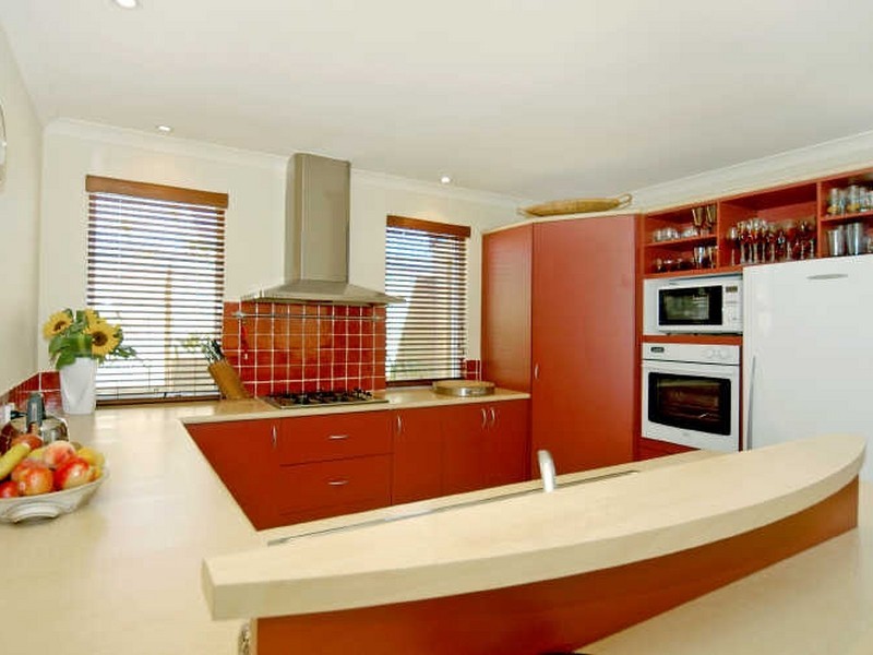 37 Darwin Terrace, Dudley Park WA 6210