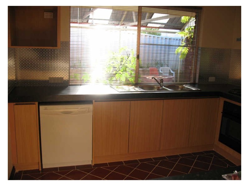 54 Casuarina Drive, Halls Head WA 6210