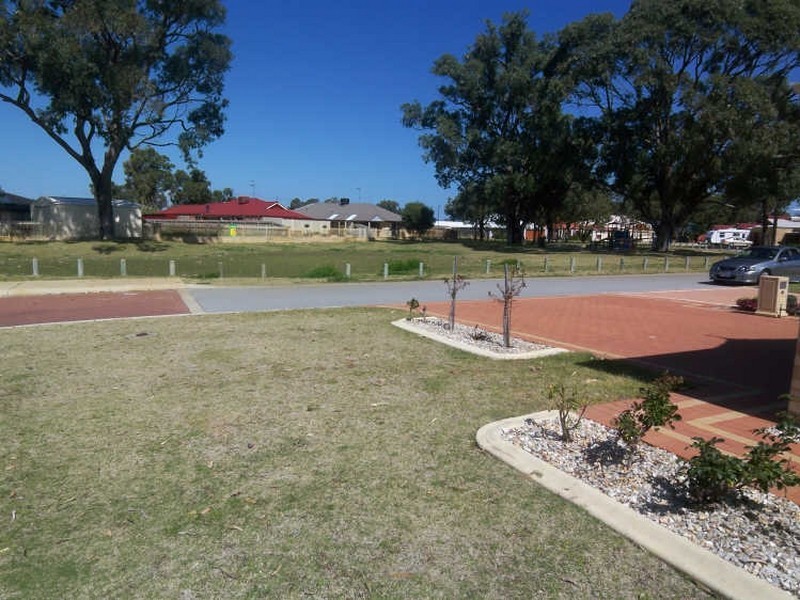 13 Tetrarose Parkway, Mandurah WA 6210