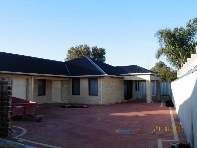 5B Valentino Close, Greenfields WA 6210