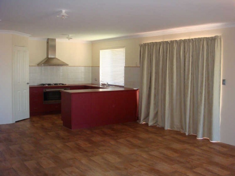 5B Valentino Close, Greenfields WA 6210