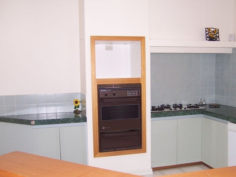 11 Waterville Retreat, Meadow Springs WA 6210