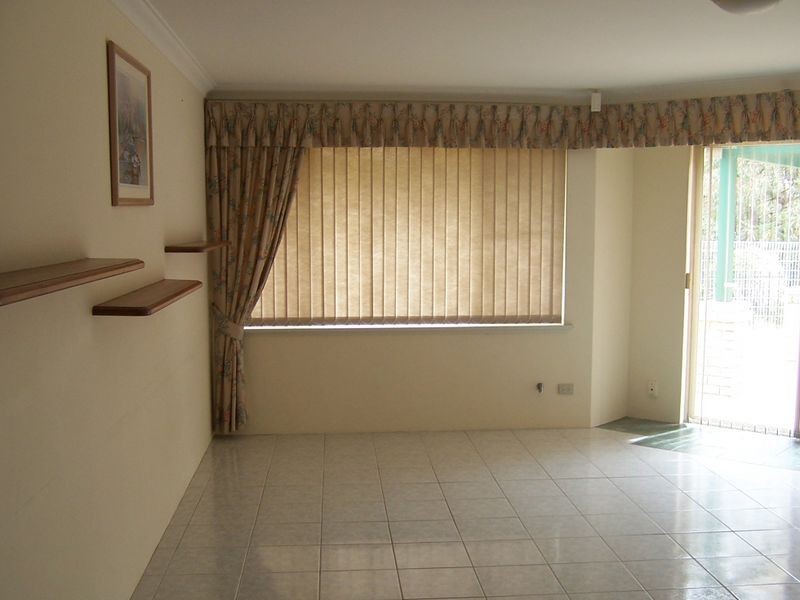 11 Waterville Retreat, Meadow Springs WA 6210