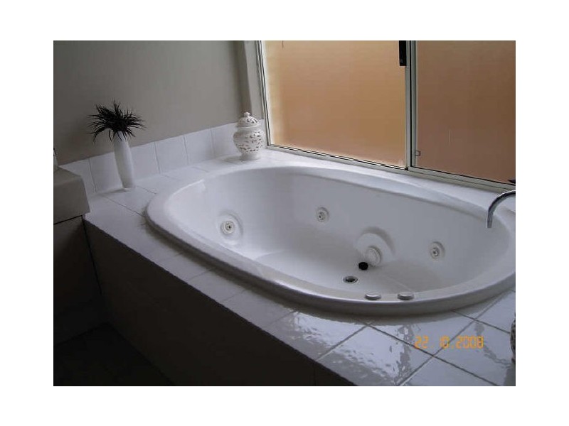 9 Hideaway Cove, Halls Head WA 6210