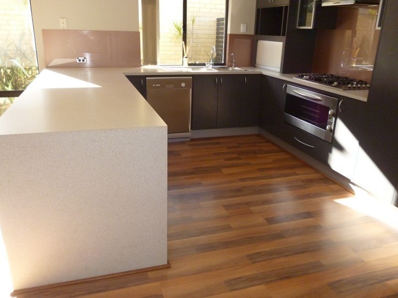 6 Moorhen Green, Dudley Park WA 6210