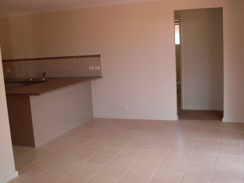 1/66 Bennett Brook Circle, Greenfields WA 6210
