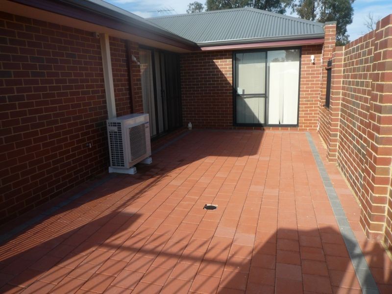 1/66 Bennett Brook Circle, Greenfields WA 6210