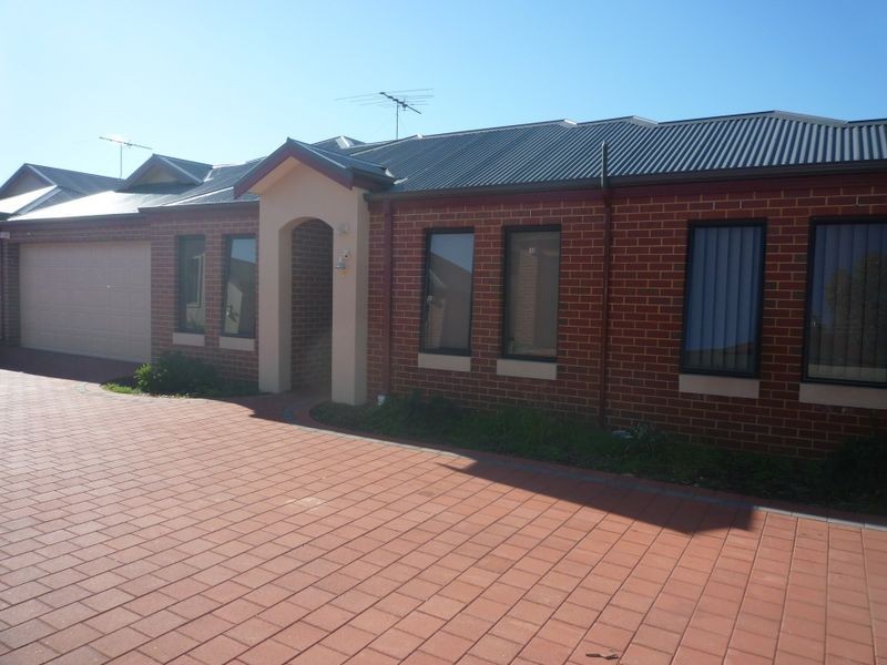 4/66 Bennett Brook Circle, Greenfields WA 6210