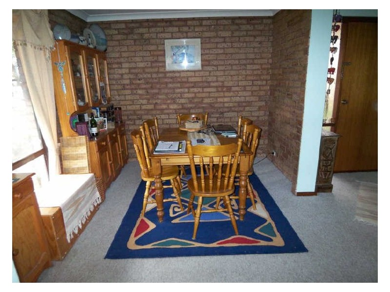 1 Kent Close, Halls Head WA 6210