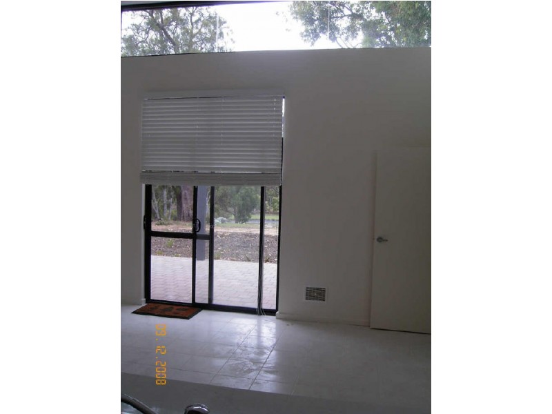 1 Golfers Retreat, Halls Head WA 6210