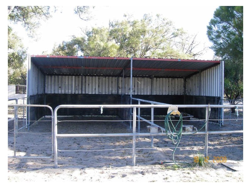 4 Summerhill Drive, Stake Hill WA 6210