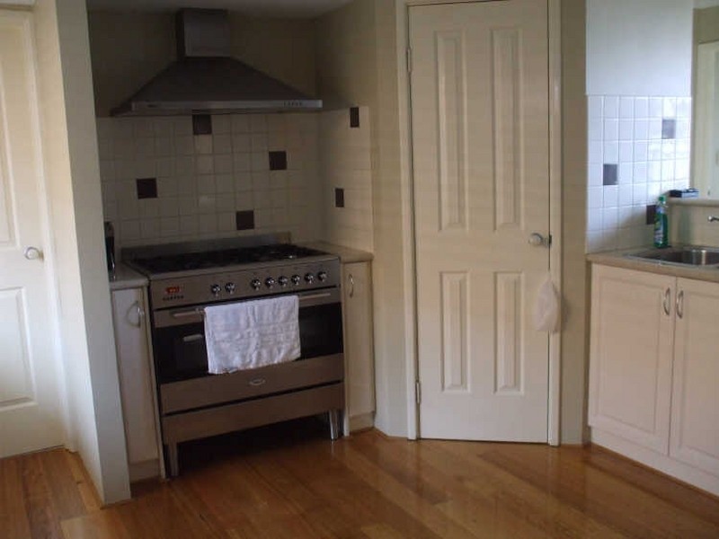 6 Lomatia Ramble, Halls Head WA 6210