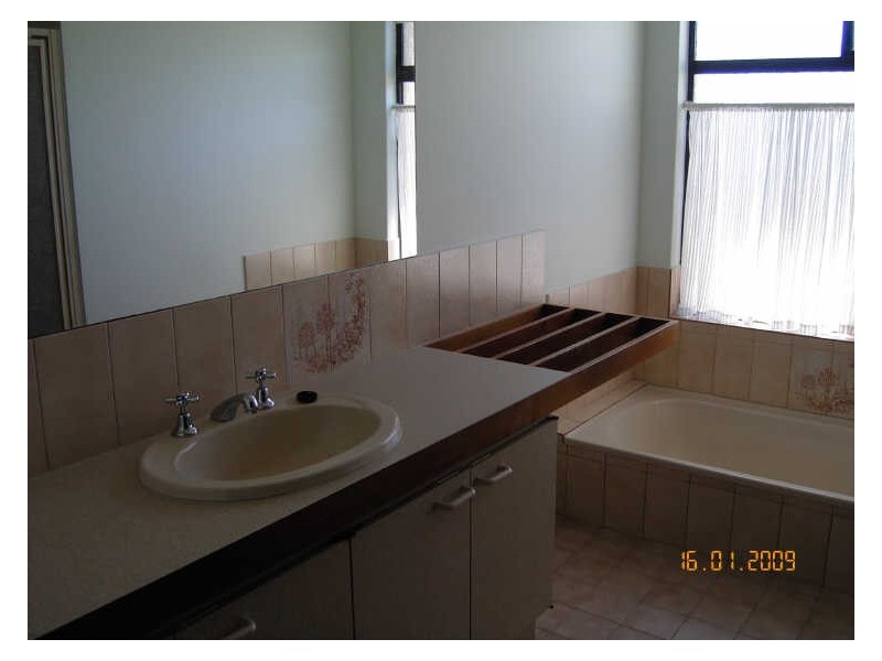 5 Yanmar Place, Mandurah WA 6210