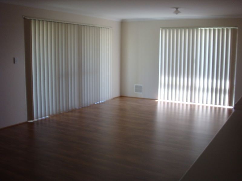 81 Badgerup Avenue, Lakelands WA 6210