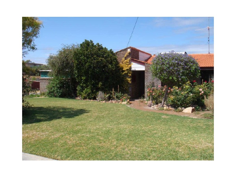 13 Barwell Street, Silver Sands WA 6210