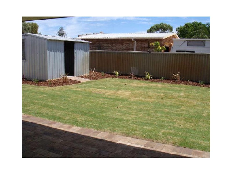 13 Barwell Street, Silver Sands WA 6210