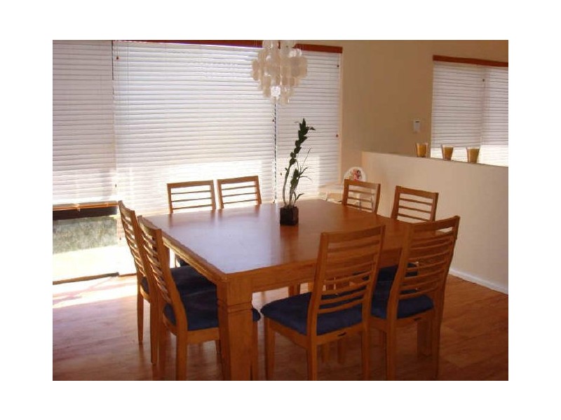 141 Peelwood Parade, Halls Head WA 6210