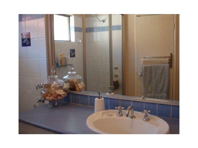 141 Peelwood Parade, Halls Head WA 6210