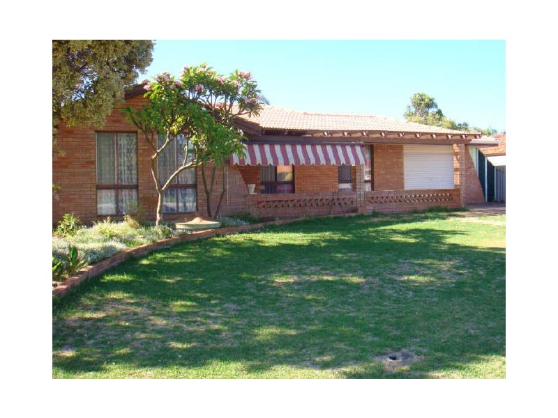 14 Heron Place, Dudley Park WA 6210