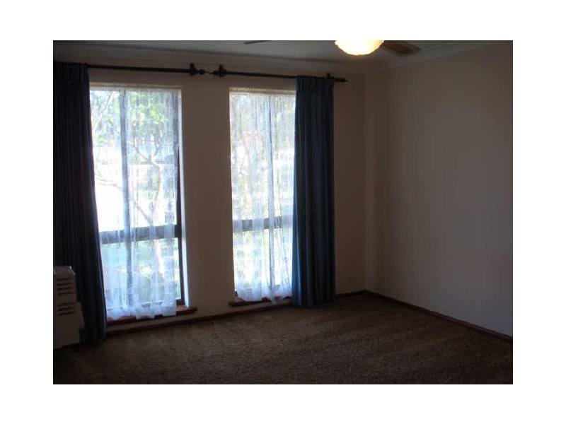 14 Heron Place, Dudley Park WA 6210