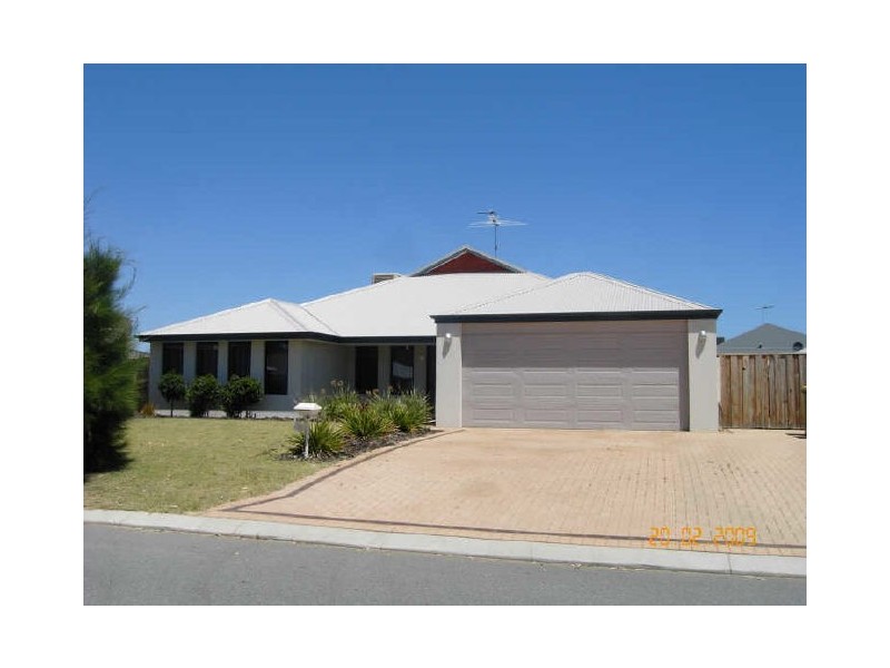 18 Tranquility Way, Halls Head WA 6210